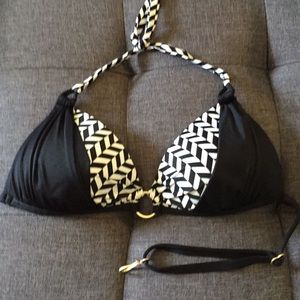 New w/o tags B Swim padded Bikini top Sz M